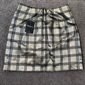 NWT Forever 21 Mini Skirt with pockets